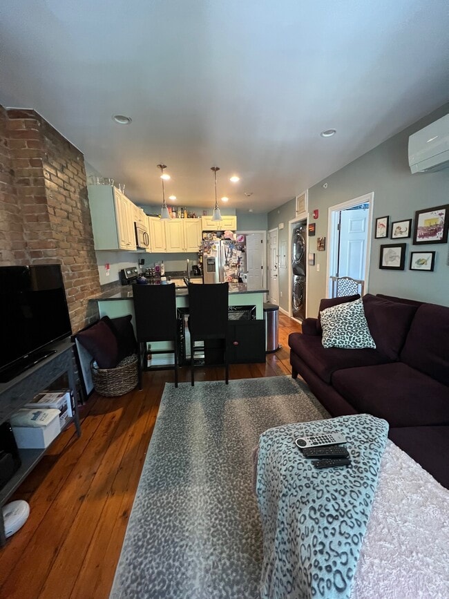 Photo - 192 I St Unit 3