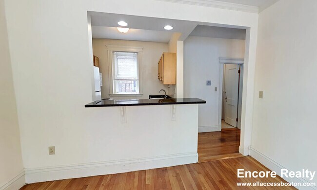 Photo - 107 Queensberry St Unidad 8