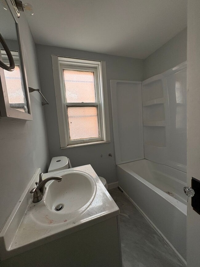 Photo - 5027 S Broadway St Unit 5027