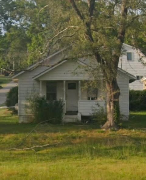 Photo - 2901 E Main St House
