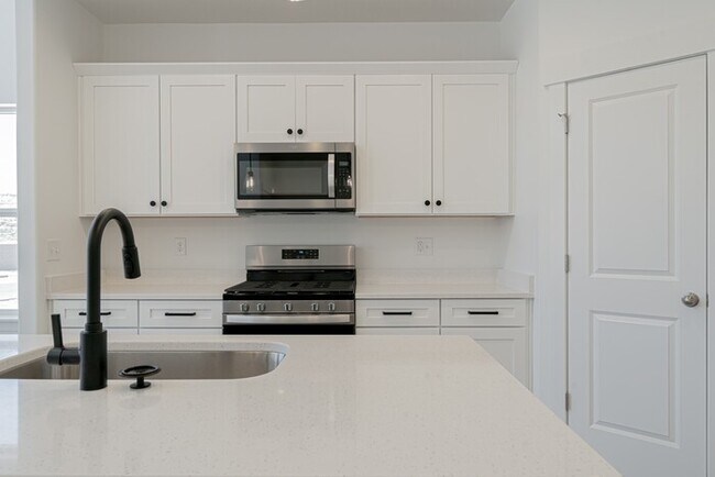 Photo - Townhouse in Saratoga Springs