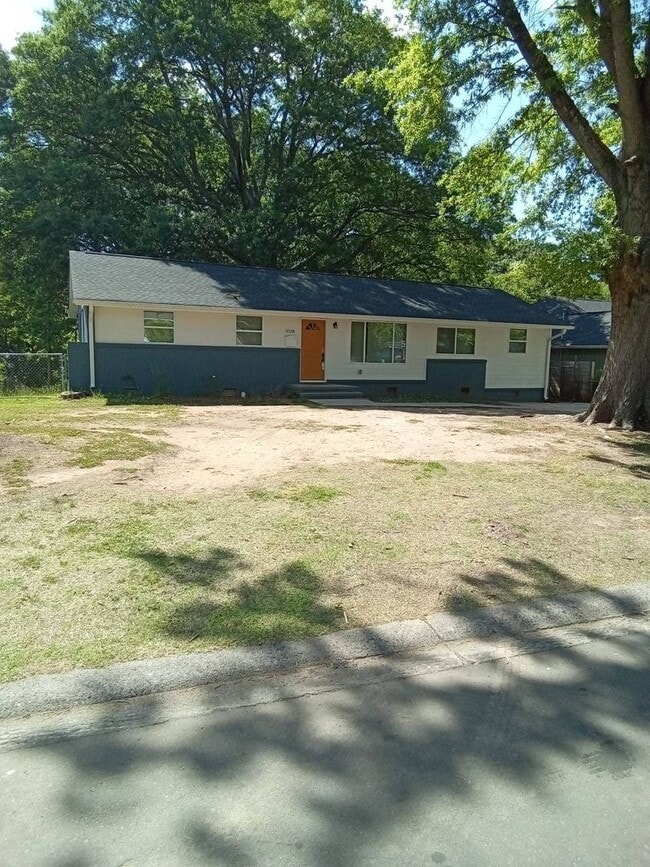 Building Photo - Updated Ranch Home with Lots of Space!   COMING SOON!