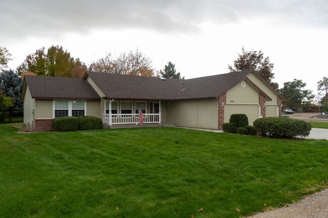 Building Photo - 3305 Kaden Ln