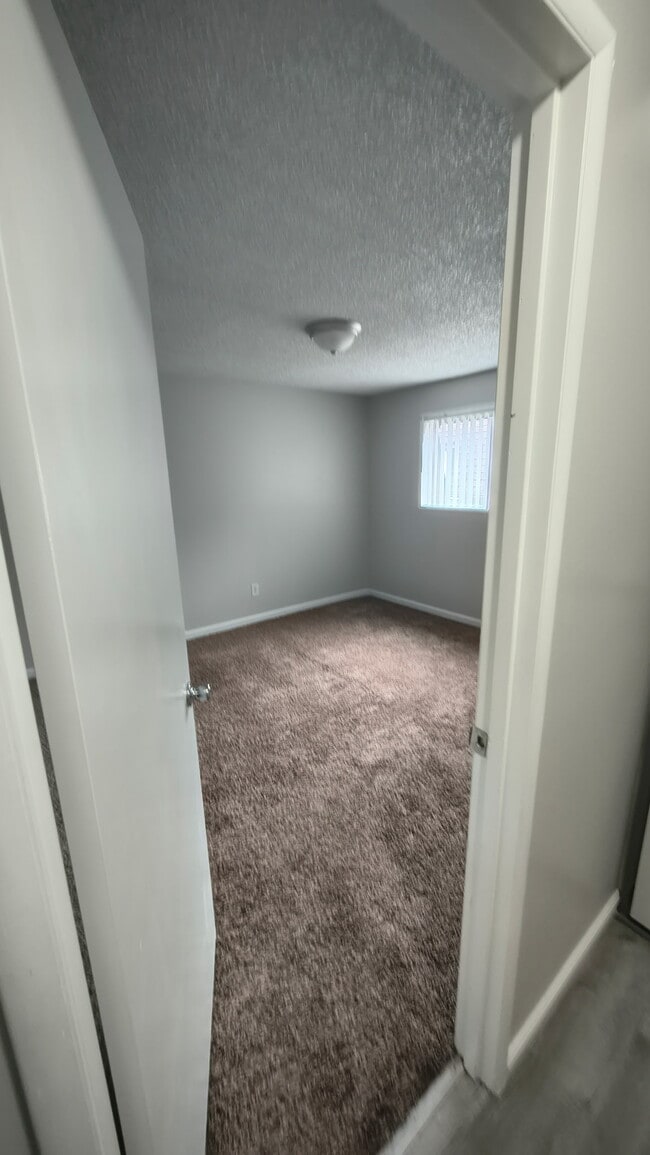 Photo - Mountain View Apartments