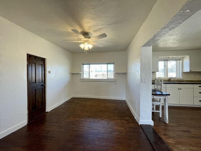 Photo - 1506 W Alameda St Unit B
