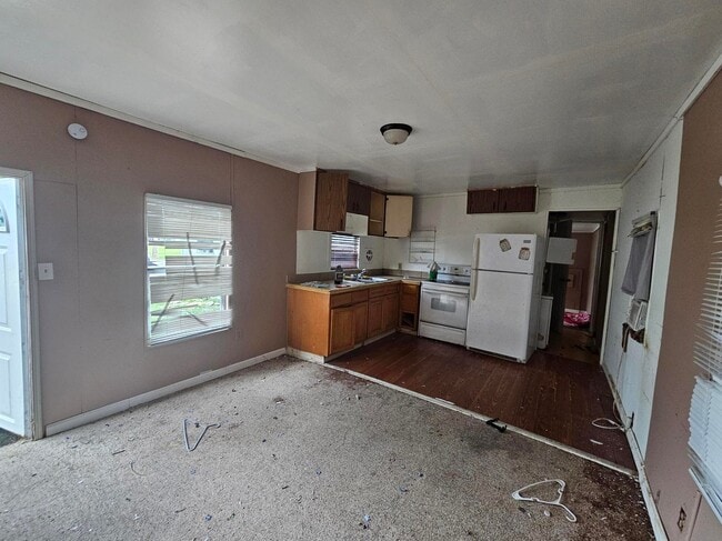 Photo - 920 Boardwalk Ln