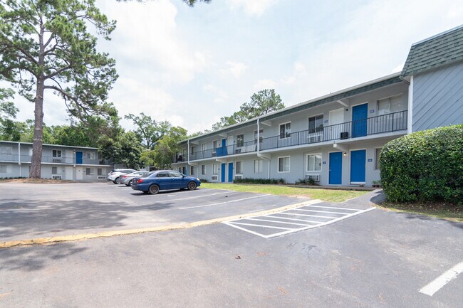 Photo - 2765 W Tharpe St