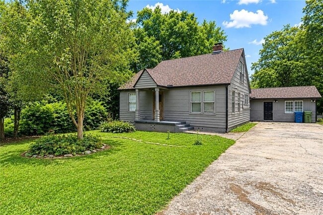 Photo - 1177 Morley Ave SE