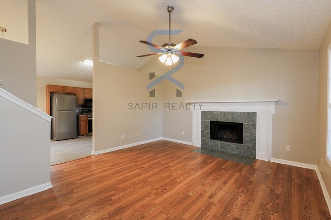 Photo - Move in before October 31st and get a $250...