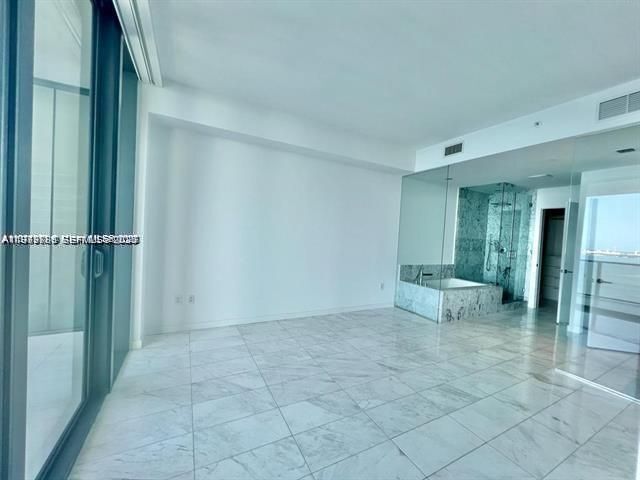 Photo - 480 NE 31st St Unidad 902
