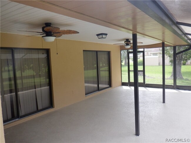 Photo - 335 E Falconry Ct