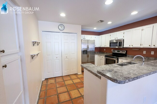 Photo - 13832 N Cambria Dr Unit A