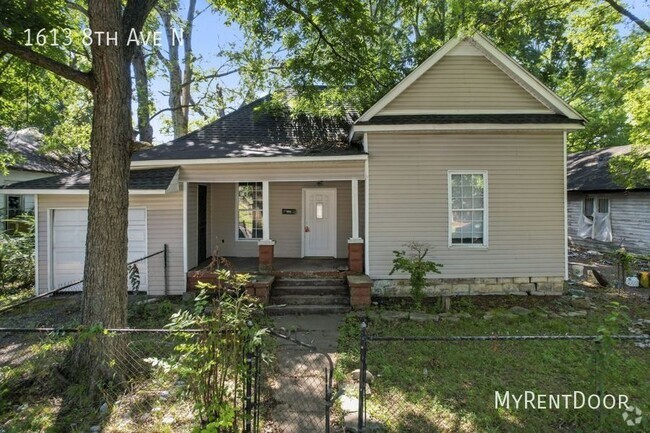 Building Photo - "Charming 3-Bed, 2-Bath Home in Bessemer –...