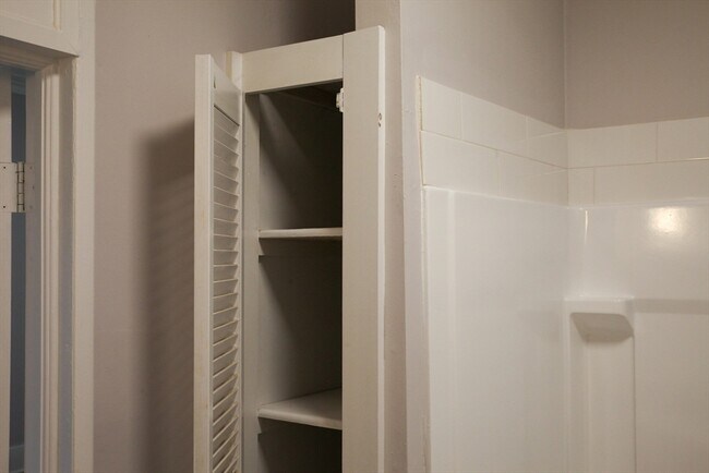 Photo - 101 Whitwell St Unit 1