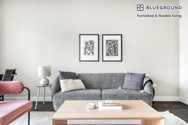 Photo - 100 N Addison Ave Unidad FL4-ID863