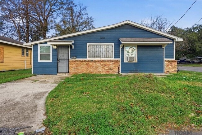 Building Photo - 3285 Ozark St