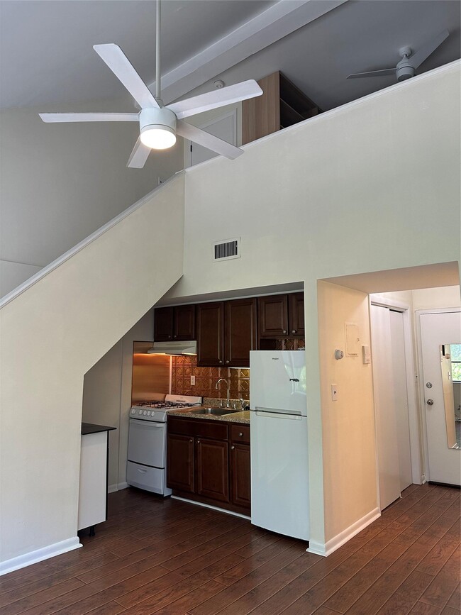 Photo - 240 Main St Apartment Unit 12