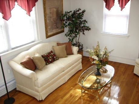 Model Living Room