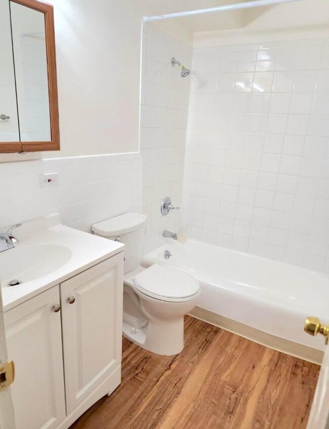 Photo - 1375 Everett Ct Unit 304