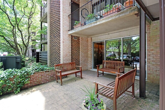 Photo - North Downtown Condo With Water/Sewer, Gas, Electricity Included Unit 610