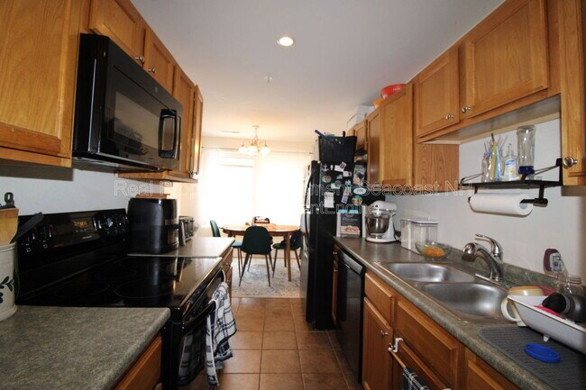 Photo - 1 Waverly Dr