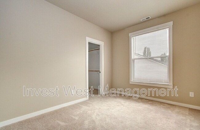 1651 52nd Ct