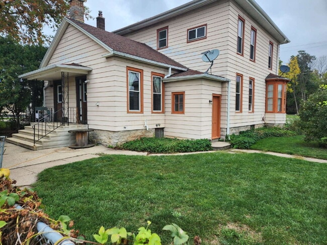 421 Otter Ave