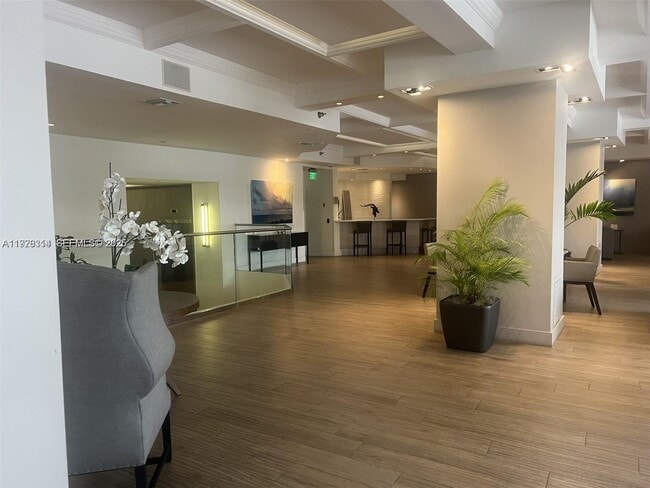 Photo - 100 Lincoln Rd Unit 430