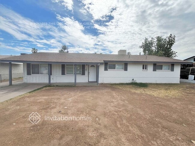 Building Photo - 7005 N 76th Dr