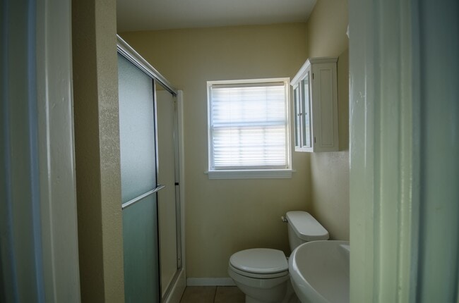 Photo - 1303 S Sneed Ave