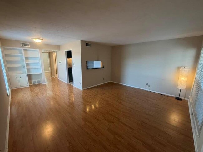 Photo - 2425 Ashdale Dr Unit 43