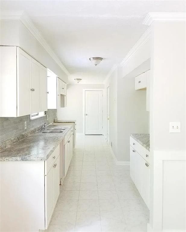 Photo - 488 Carillon Ct