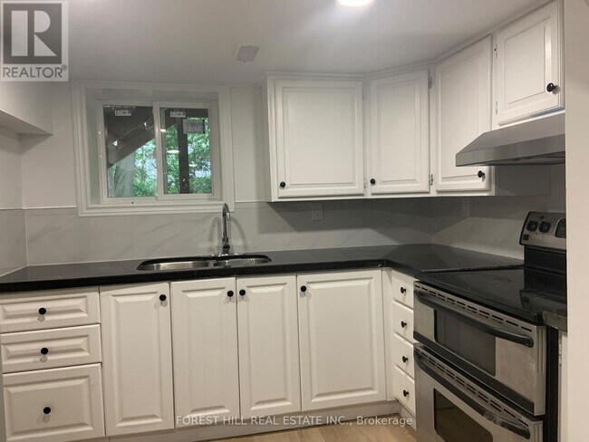 Photo - 63 Pinegrove Ave