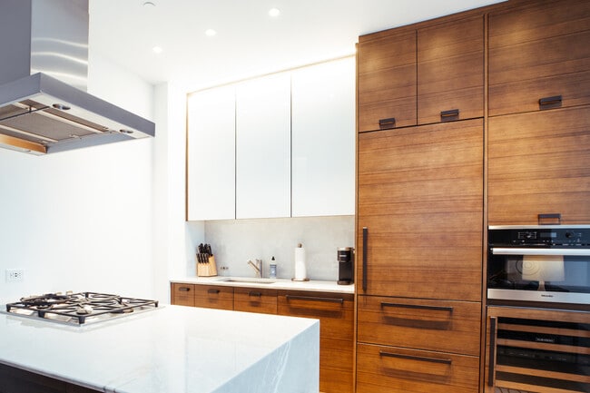 Photo - 511 W Pratt St Unidad 1401