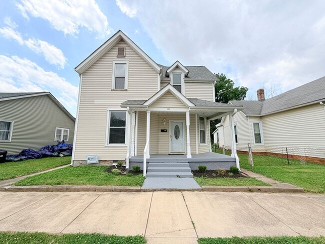 Building Photo - 525 S West St