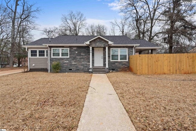 Building Photo - 700 N Franklin Rd Rental