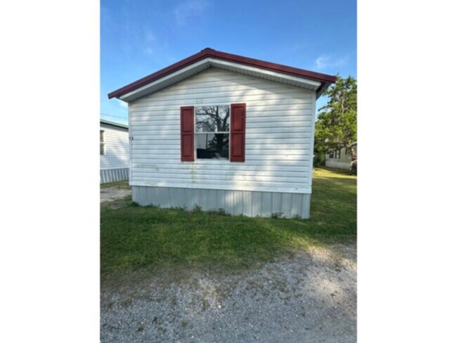 Photo - 5675-5675 Saufley Field Rd Casa