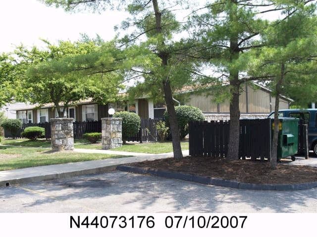 Photo - Wood Gate Apartments