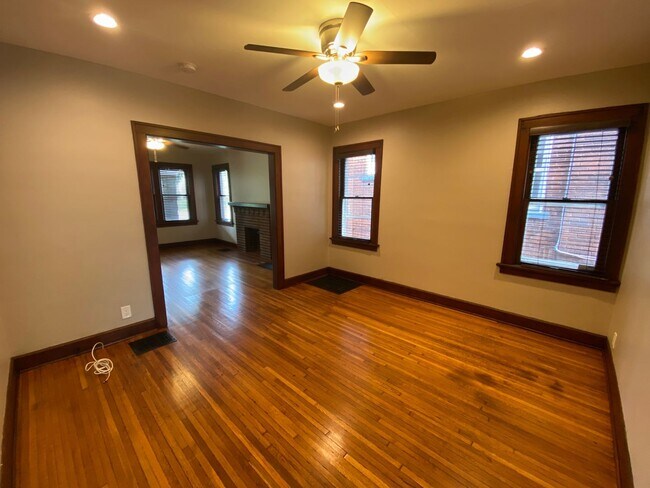 Photo - E 15th Ave 431-433 TNB Unit 433