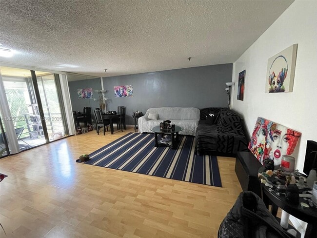Photo - 671 NE 195th St Unit 207-E