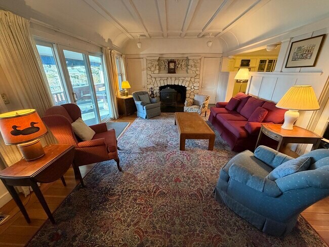 Photo - 630 Washington St Unit 1