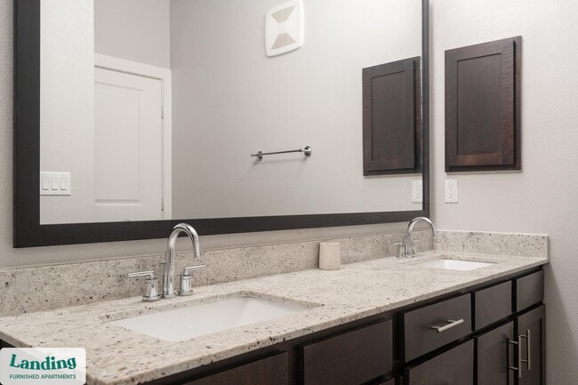 Photo - 4300 Cromwell Dr Unidad 5305