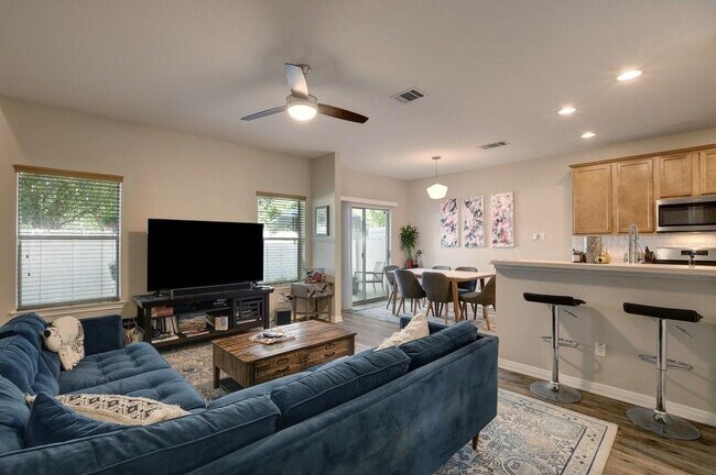 Photo - 11101 Lost Maples Trail