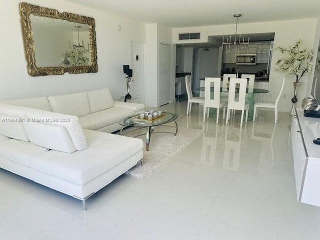 Photo - 10275 Collins Ave Unit 10275 Collins Av appt 514