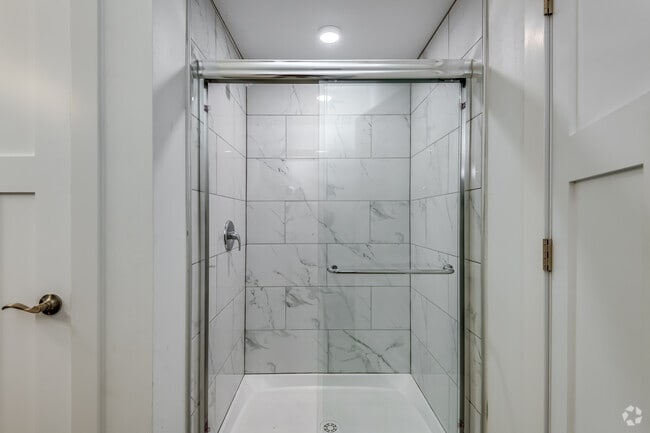 3BR, 2BA -1,800SF