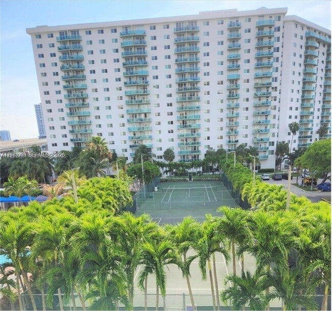 Photo - 19370 Collins Ave Unit 1414