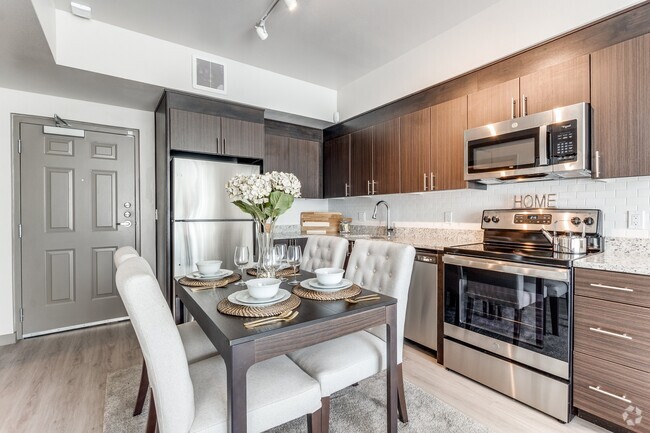 Brand New Community - Resia Dallas West Rental