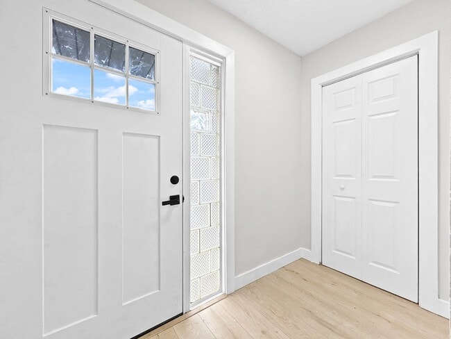 Photo - SECTION 8 ACCEPTED! Spacious Updated Home in St. Petersburg with a Large Backyard - 4bed | 2bed