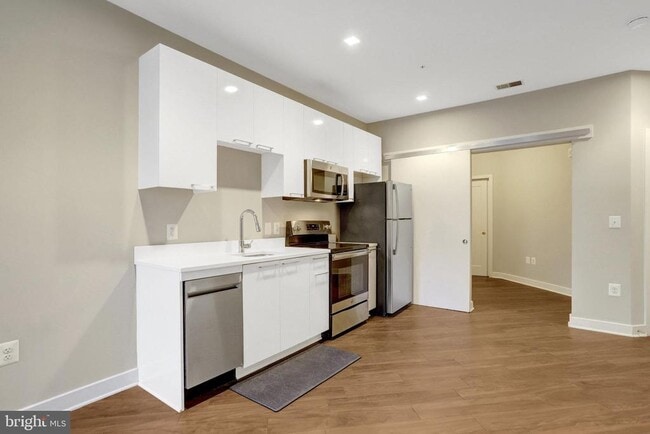 Photo - 989 S Buchanan St Unit 208