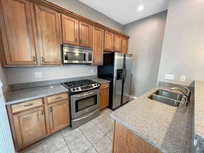 Photo - 615 Denmark Dr Unit 102